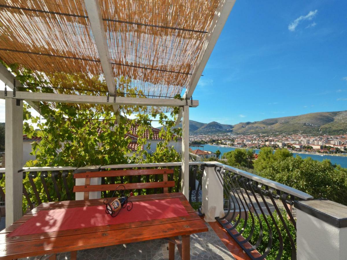 Apartment Poseidon Trogir Eksteriør bilde