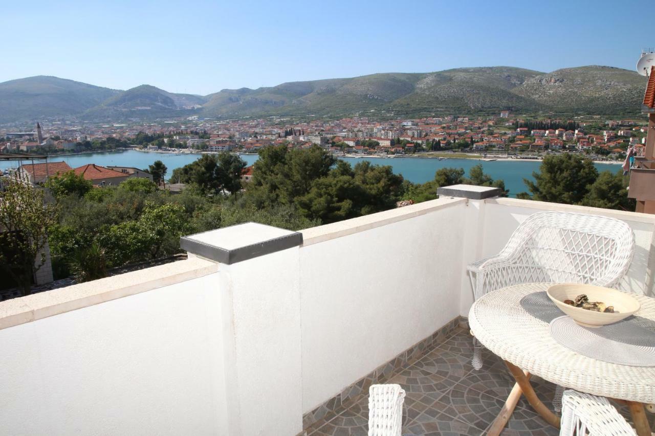 Apartment Poseidon Trogir Eksteriør bilde